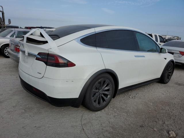 Photo 3 from auction – 2017 TESLA MODEL X with VIN 5YJXCBE28HF076817