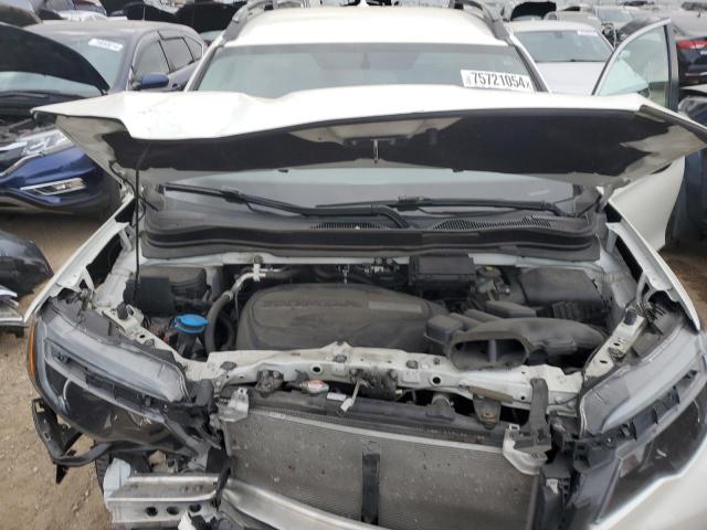 Photo 11 from auction – 2017 HONDA RIDGELINE with VIN 5FPYK3F62HB032320