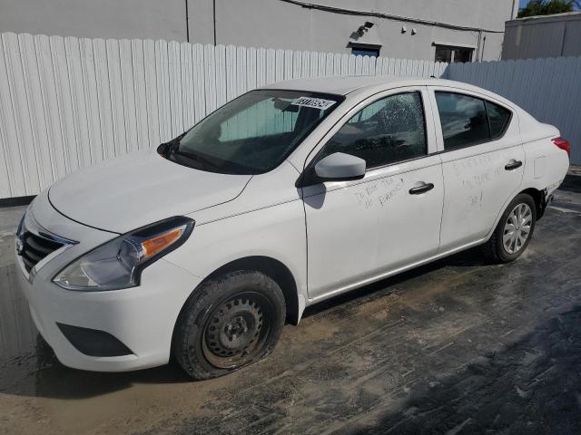 NISSAN VERSA S 2017 с VIN 3N1CN7AP3HL833361 - Снимка от търг
