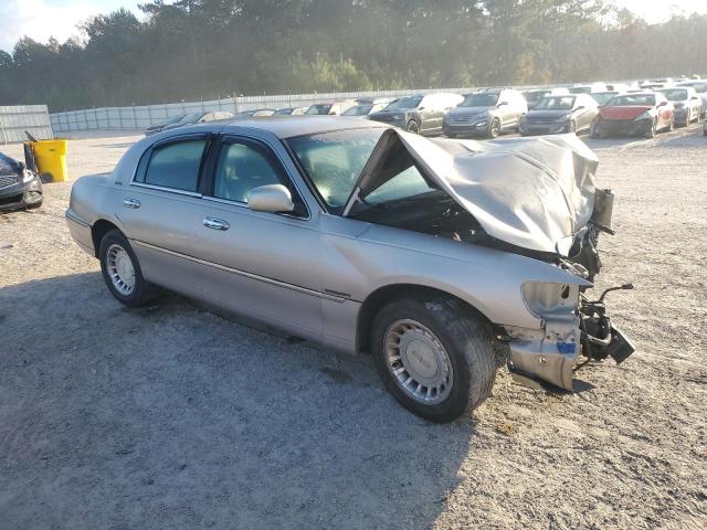 Photo 4 from auction – 2000 LINCOLN TOWN CAR E with VIN 1LNHM81W3YY936535