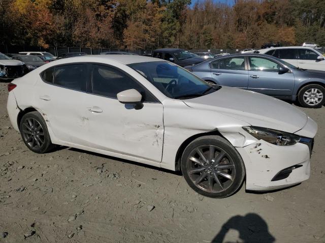 Photo 4 from auction – 2018 MAZDA 3 TOURING with VIN 3MZBN1V32JM197218