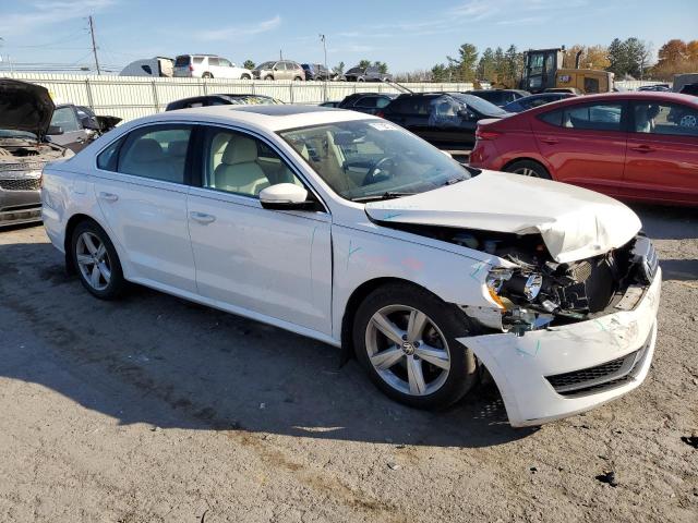 Photo 4 from auction – 2012 VOLKSWAGEN PASSAT SE with VIN 1VWBP7A37CC043059