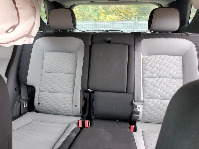 Photo 10 from auction – 2018 CHEVROLET EQUINOX LS with VIN 2GNAXREV4J6230603
