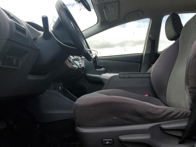 Photo 7 from auction – 2013 TOYOTA PRIUS V with VIN JTDZN3EU8D3191211