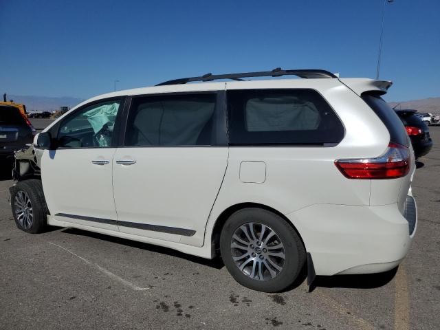 Photo 2 from auction – 2018 TOYOTA SIENNA XLE with VIN 5TDYZ3DC4JS937804