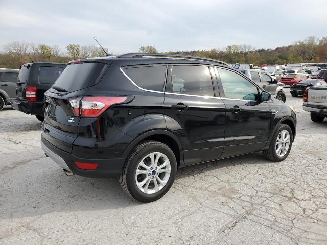 Photo 3 from auction – 2017 FORD ESCAPE SE with VIN 1FMCU9GD5HUD95565