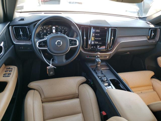 Photo 8 from auction – 2021 VOLVO XC60 T5 IN with VIN YV4102DL9M1862702