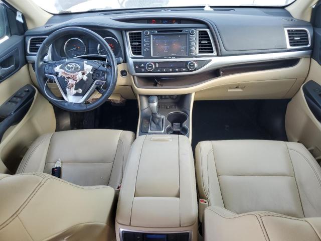 Photo 8 from auction – 2017 TOYOTA HIGHLANDER with VIN 5TDJZRFH5HS438033