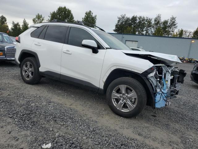 Photo 4 from auction – 2023 TOYOTA RAV4 XLE with VIN 2T3P1RFV8PC353550
