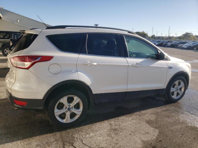 Foto 3 de la subasta – 2016 FORD ESCAPE SE con VIN 1FMCU0G97GUA86833