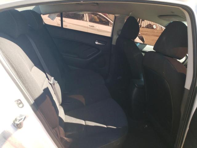 Photo 10 from auction – 2018 KIA FORTE LX with VIN 3KPFK4A77JE254613