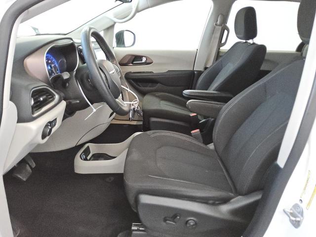 Photo 7 from auction – 2023 CHRYSLER VOYAGER LX with VIN 2C4RC1CG5PR561002
