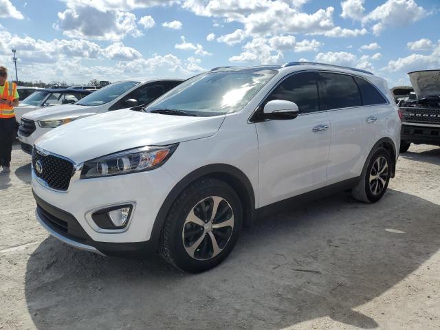 KIA SORENTO EX 2017 with VIN 5XYPH4A56HG318154 - Photo from auction