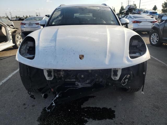 Photo 5 from auction – 2018 PORSCHE MACAN with VIN WP1AA2A58JLB23812