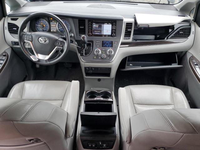 Photo 8 from auction – 2018 TOYOTA SIENNA XLE with VIN 5TDDZ3DC5JS200772