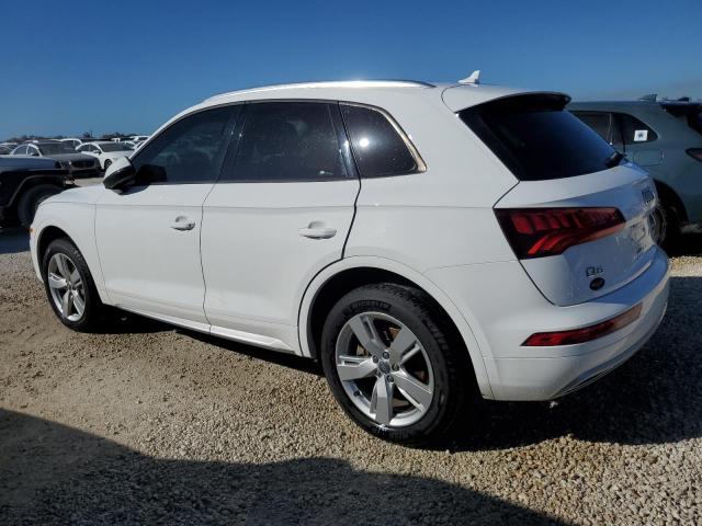 Photo 2 from auction – 2018 AUDI Q5 PREMIUM with VIN WA1ANAFY4J2014542