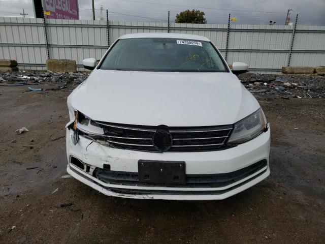 Photo 5 from auction – 2017 VOLKSWAGEN JETTA S with VIN 3VW2B7AJ0HM315454
