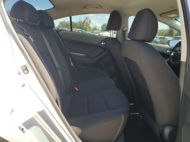 Photo 10 from auction – 2016 KIA FORTE LX with VIN KNAFK4A67G5463990