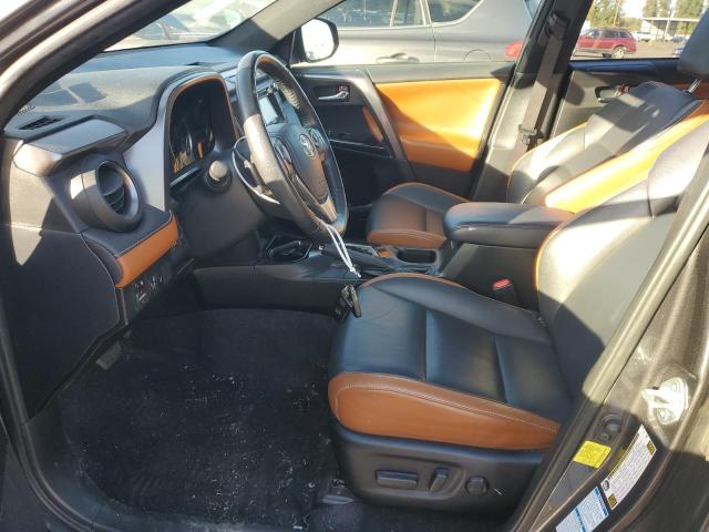 Photo 7 from auction – 2018 TOYOTA RAV4 SE with VIN JTMJFREV6JJ218077