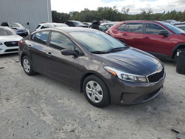 Photo 4 from auction – 2017 KIA FORTE LX with VIN 3KPFK4A73HE137332
