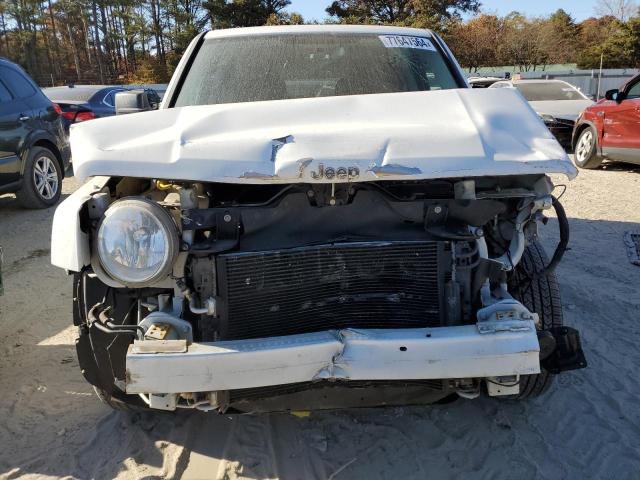 Photo 5 from auction – 2015 JEEP PATRIOT SP with VIN 1C4NJPBA0FD402216
