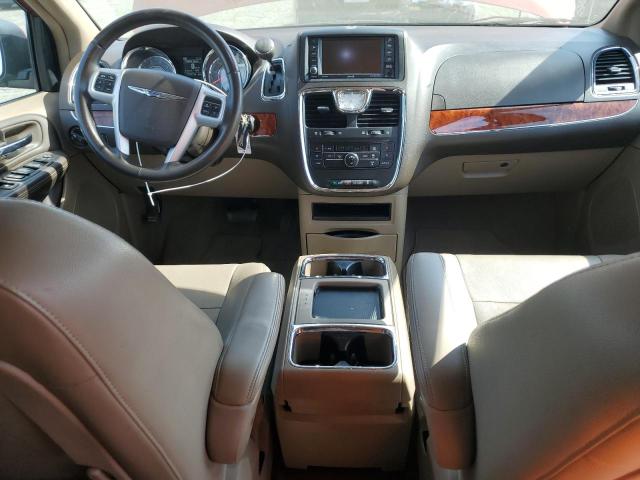 Photo 8 from auction – 2016 CHRYSLER TOWN & COU with VIN 2C4RC1BG0GR282302