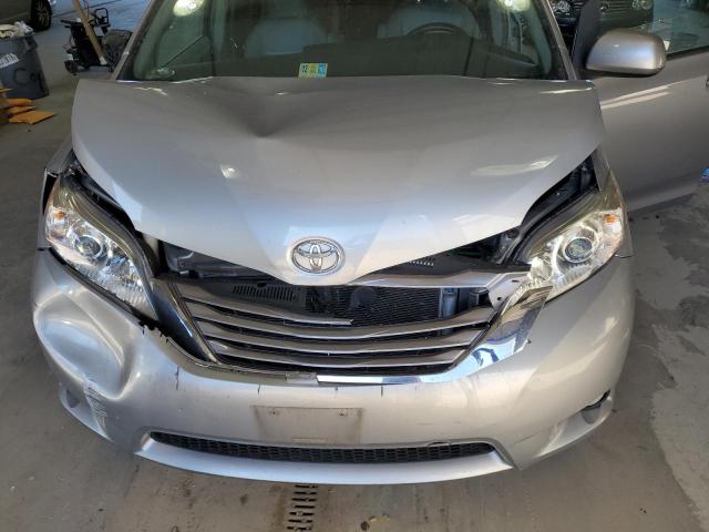 Photo 12 from auction – 2015 TOYOTA SIENNA XLE with VIN 5TDYK3DC9FS688086