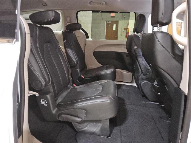 Photo 11 from auction – 2024 CHRYSLER PACIFICA T with VIN 2C4RC1BG4RR176115
