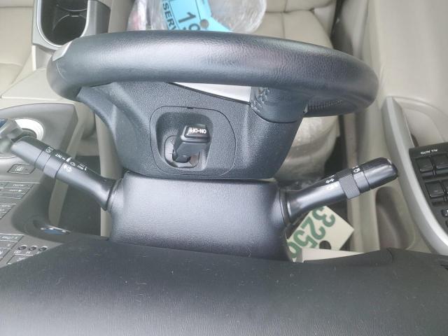 Photo 9 from auction – 2013 TOYOTA PRIUS with VIN JTDKN3DU5D5598751
