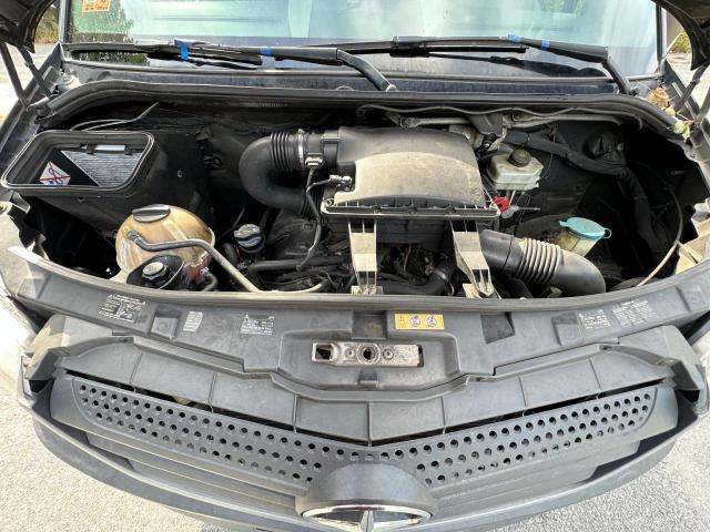 Photo 7 from auction – 2017 MERCEDES-BENZ SPRINTER 3 with VIN WDAPF1CD8HP379711