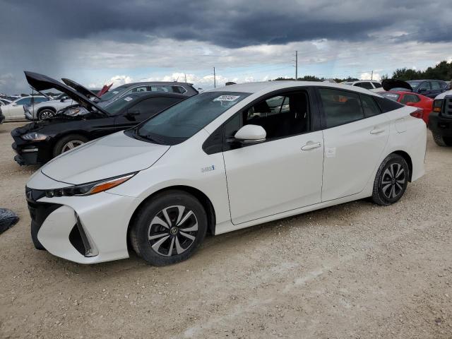 TOYOTA PRIUS PRIM 2017 with VIN JTDKARFP4H3037562 - Photo from auction