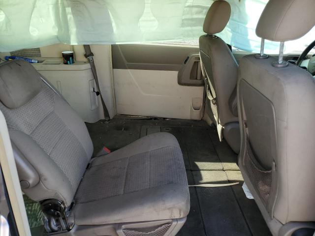 Photo 11 from auction – 2009 CHRYSLER TOWN & COU with VIN 2A8HR44E99R512552