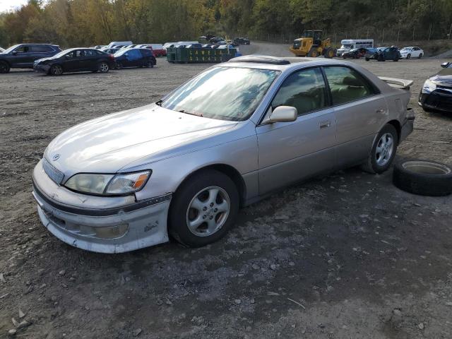 LEXUS ES 300 1997 with VIN JT8BF22G0V0015584 - Photo from auction