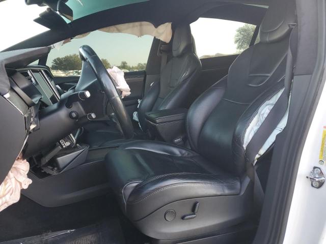 Снимка 7 от търг – 2017 TESLA MODEL X с VIN 5YJXCBE26HF053665