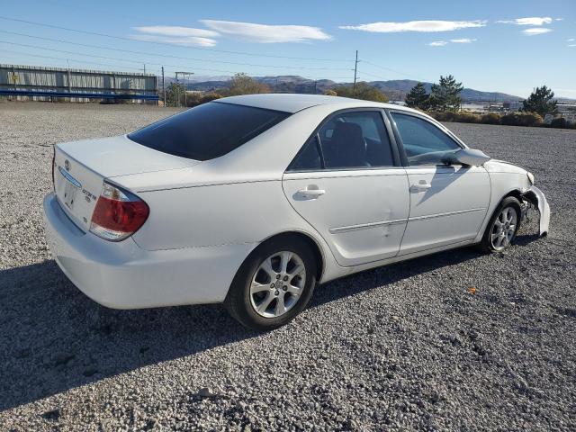 Photo 3 from auction – 2005 TOYOTA CAMRY LE with VIN 4T1BF30K75U613089