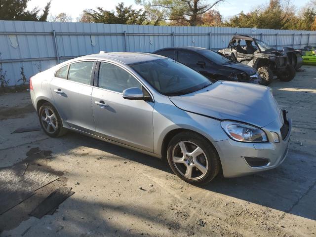 Photo 4 from auction – 2013 VOLVO S60 T5 with VIN YV1612FS1D2200269