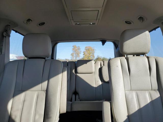 Photo 10 from auction – 2015 CHRYSLER TOWN & COU with VIN 2C4RC1BG2FR505910