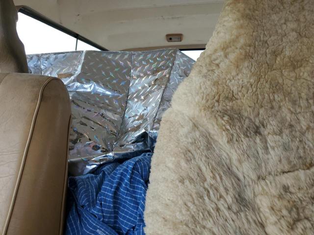 Photo 10 from auction – 1993 VOLVO 240 with VIN YV1AW8808P1945301
