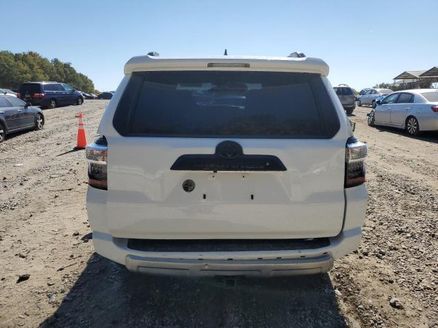 Photo 6 from auction – 2019 TOYOTA 4RUNNER SR with VIN JTEBU5JR7K5682951