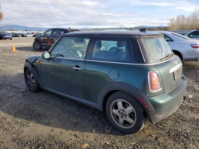 Photo 2 from auction – 2008 MINI COOPER with VIN WMWMF33508TT60398