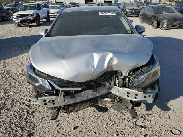 Photo 5 from auction – 2017 CHEVROLET CRUZE LT with VIN 3G1BE6SM3HS587983