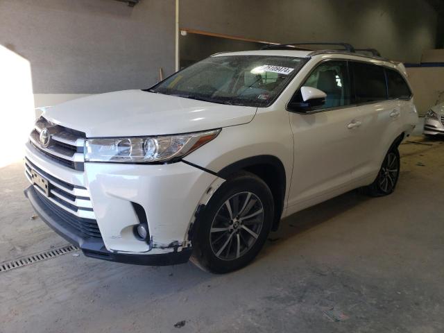 TOYOTA HIGHLANDER 2017 with VIN 5TDJZRFH3HS516440 - Photo from auction