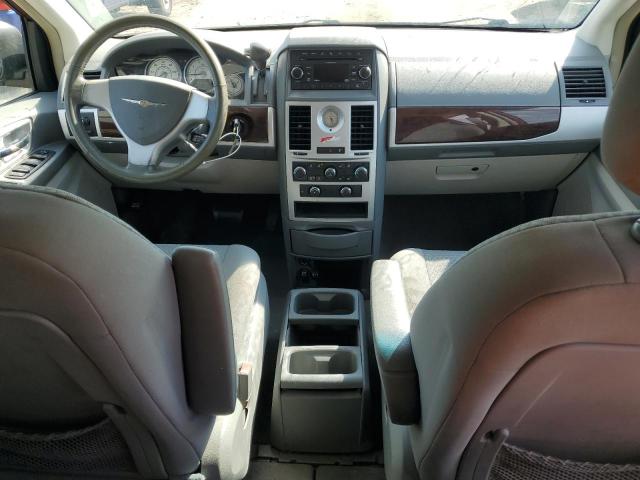 Photo 8 from auction – 2010 CHRYSLER TOWN & COU with VIN 2A4RR5D13AR492666