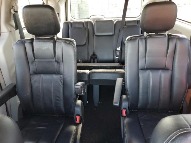 Photo 10 from auction – 2013 CHRYSLER TOWN & COU with VIN 2C4RC1BG8DR787712