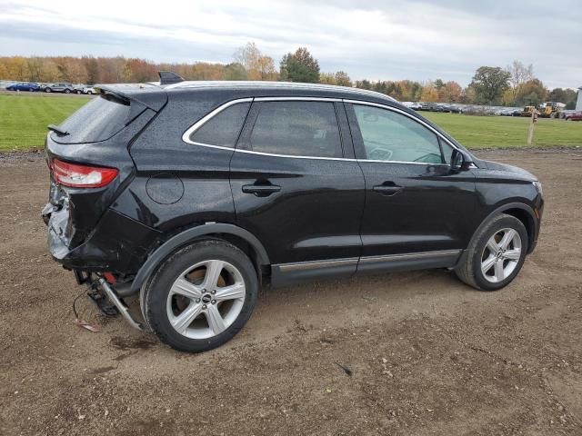 Photo 3 from auction – 2017 LINCOLN MKC PREMIE with VIN 5LMCJ1C91HUL46940