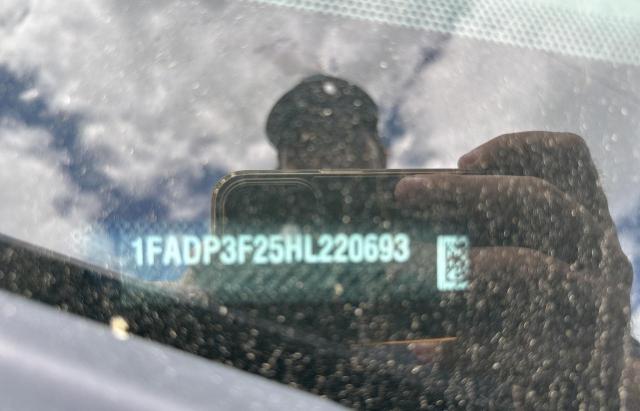 Photo 10 from auction – 2017 FORD FOCUS SE with VIN 1FADP3F25HL220693
