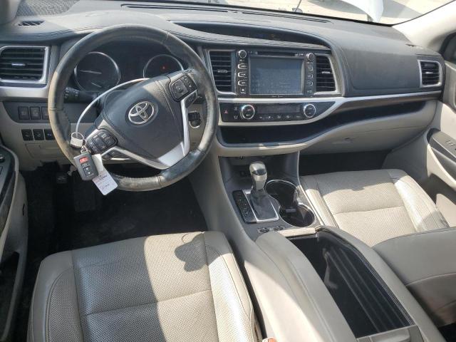 Photo 8 from auction – 2015 TOYOTA HIGHLANDER with VIN 5TDYKRFH8FS061102