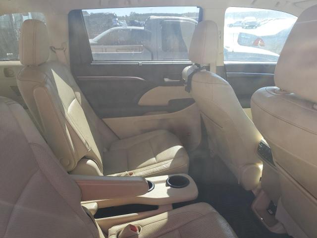 Photo 10 from auction – 2014 TOYOTA HIGHLANDER with VIN 5TDDKRFHXES046744
