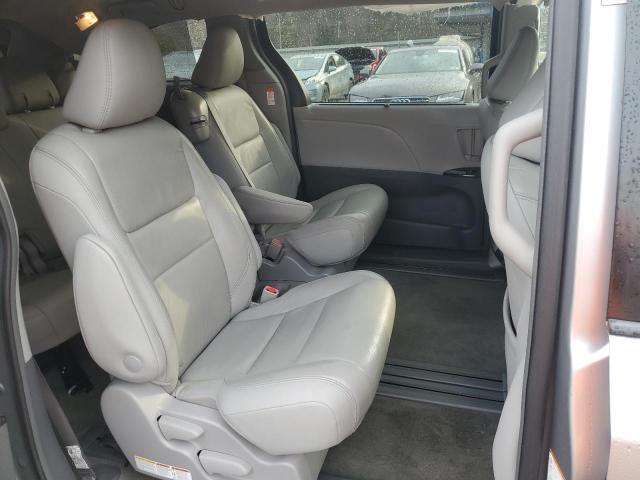 Photo 11 from auction – 2018 TOYOTA SIENNA XLE with VIN 5TDYZ3DC3JS926602