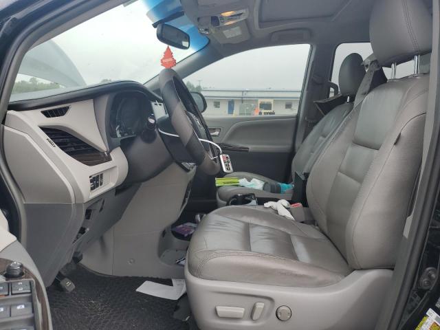 Photo 7 from auction – 2015 TOYOTA SIENNA XLE with VIN 5TDYK3DC7FS625892